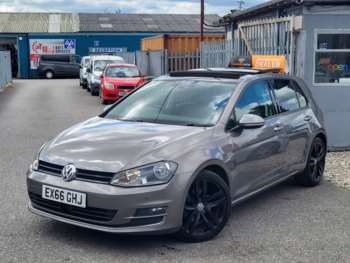 Used Volkswagen Golf 2016 for sale - 75355126: Photo