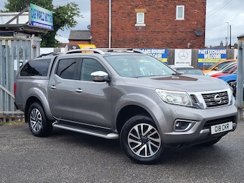 Nissan - Navara