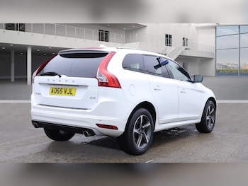 Used Volvo XC60 2015 for sale - 75997107: Photo