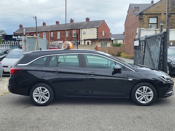Used Vauxhall Astra 2017 for sale - 75381750: Photo