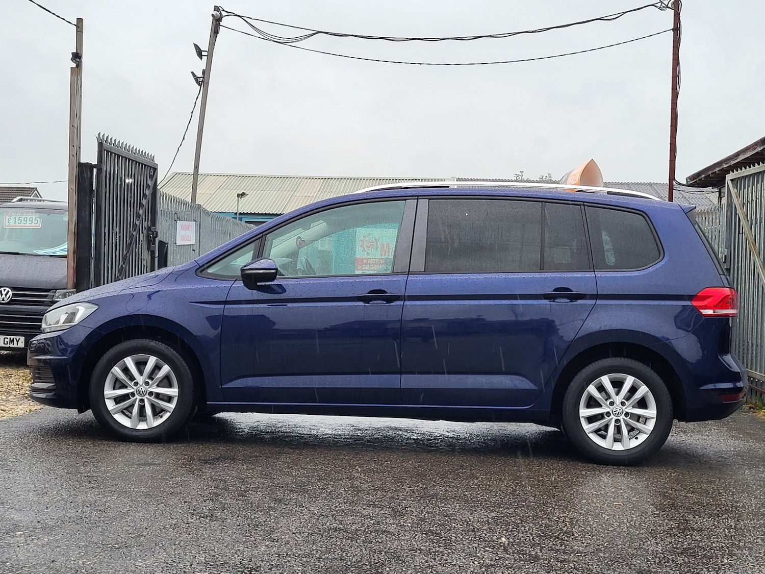 Used Volkswagen Touran 2017 for sale - 76159463: Photo 17