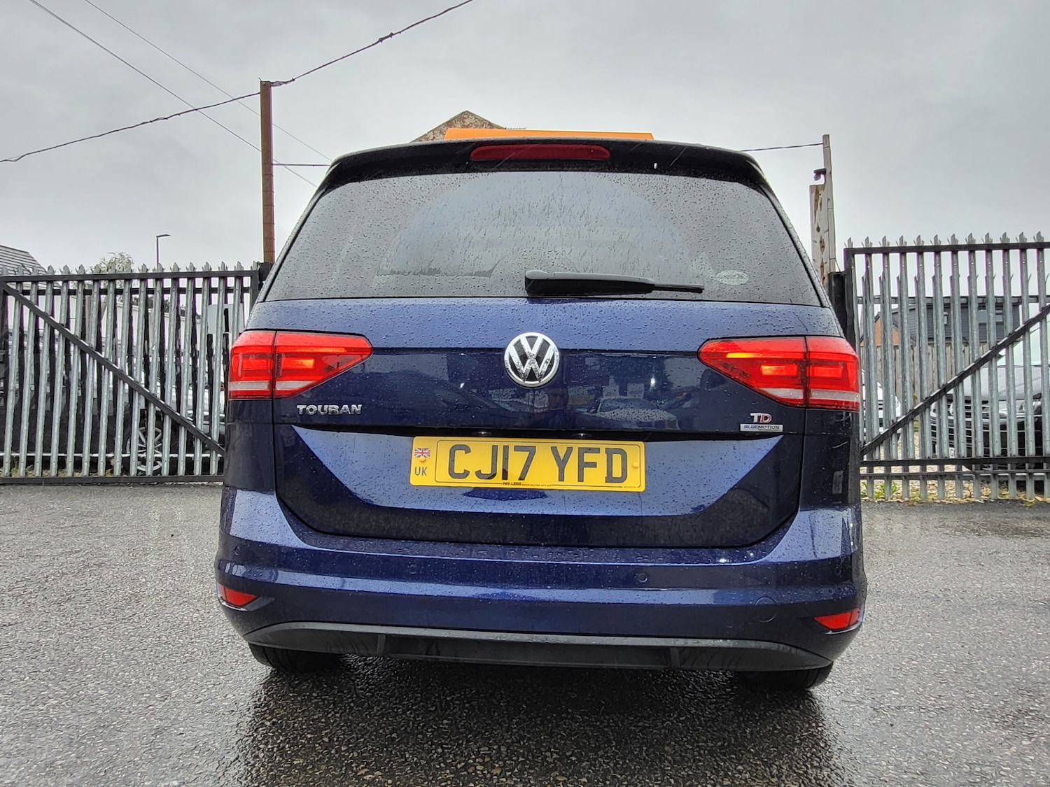 Used Volkswagen Touran 2017 for sale - 76159463: Photo 28