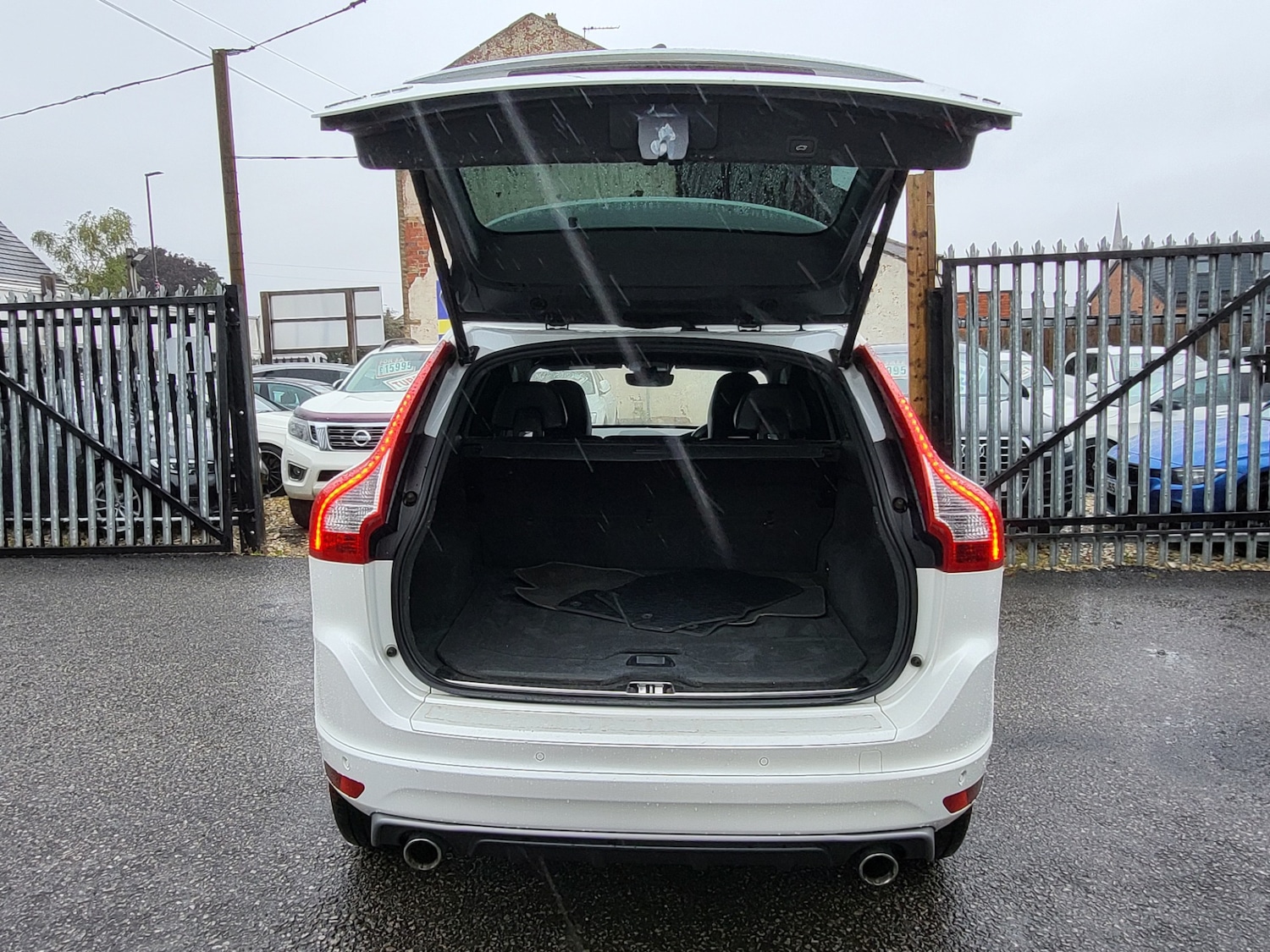 Used Volvo XC60 2015 for sale - 76026763: Photo 11