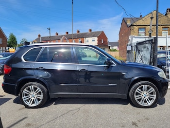 Used BMW X5 2010 for sale - 75272456: Photo