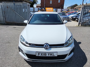 Used Volkswagen Golf 2018 for sale - 75272458: Photo
