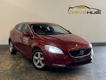 Used Volvo V40 2015 for sale - 79657588: Photo
