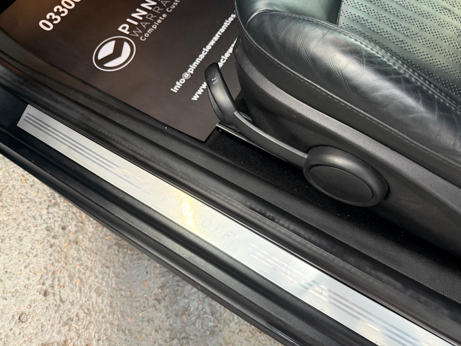 Used MINI Convertible 2013 for sale - 76990476: Photo 17