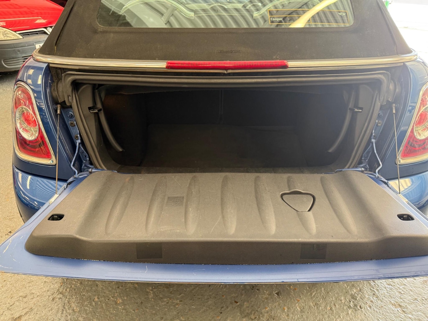 Used MINI Convertible 2013 for sale - 76990476: Photo 26