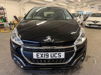 Used Peugeot 208 2019 for sale - 77237641: Photo