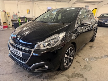 Used Peugeot 208 2019 for sale - 77237641: Photo