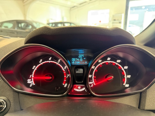 Used Ford Fiesta 2015 for sale - 76026540: Photo 28