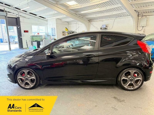 Used Ford Fiesta 2015 for sale - 76026540: Photo 5