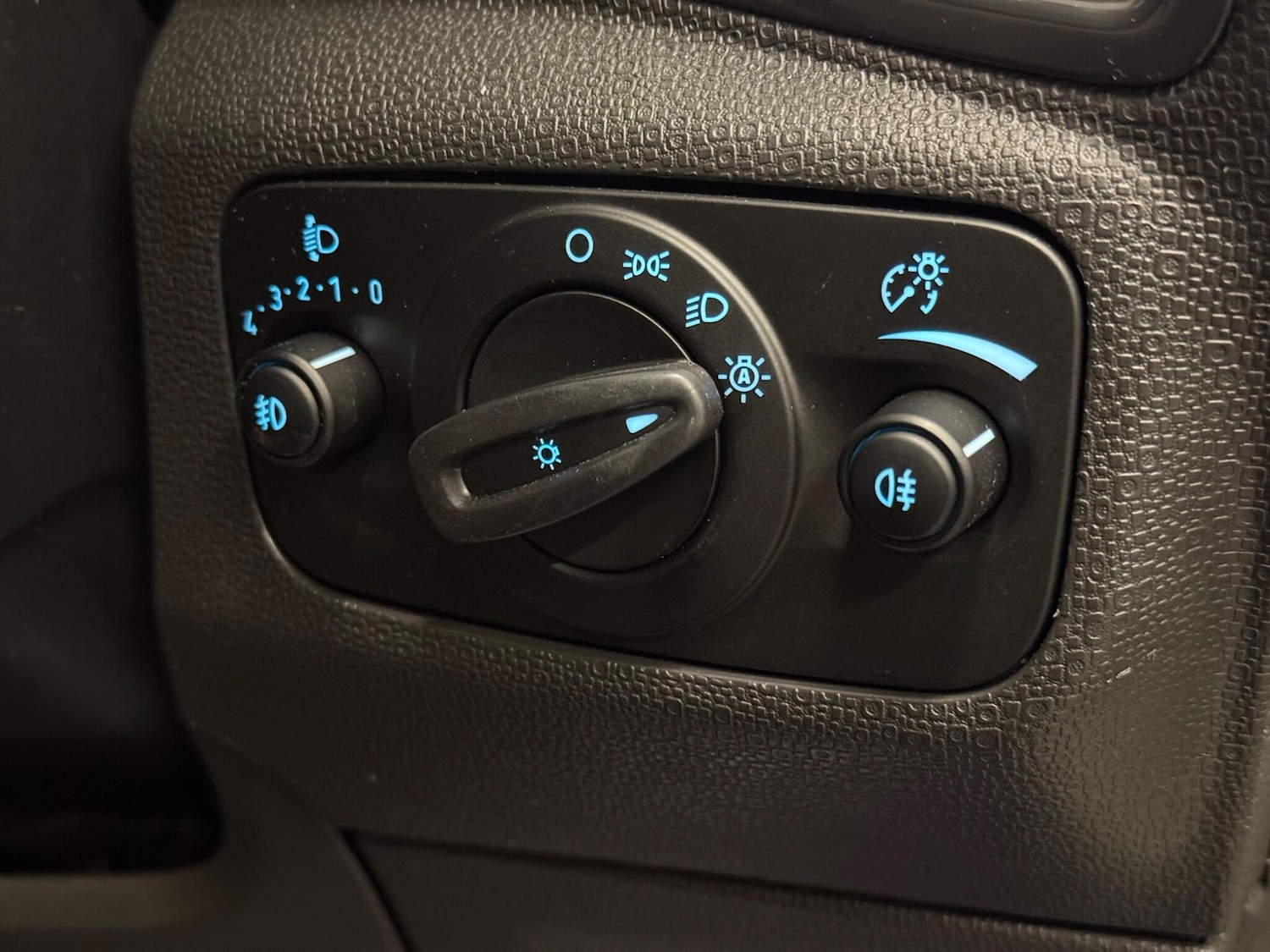 Used Ford Ecosport 2016 for sale - 77550366: Photo 19