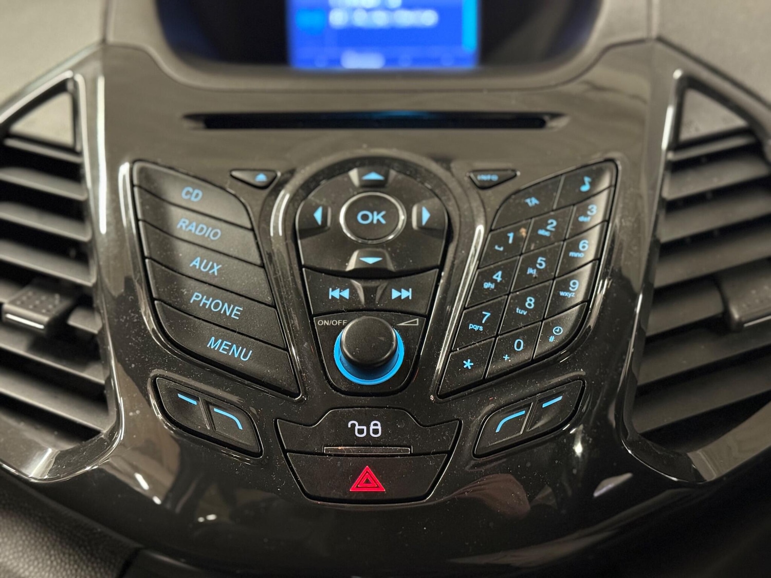 Used Ford Ecosport 2016 for sale - 77550366: Photo 25