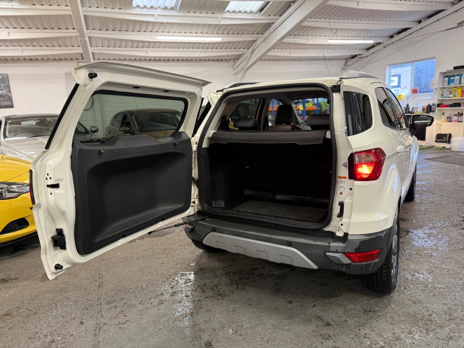 Used Ford Ecosport 2016 for sale - 77550366: Photo 33