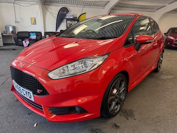 Used Ford Fiesta 2015 for sale - 78676615: Photo