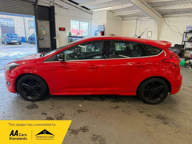 Used Ford Focus 2015 for sale - 77550663: Photo 5