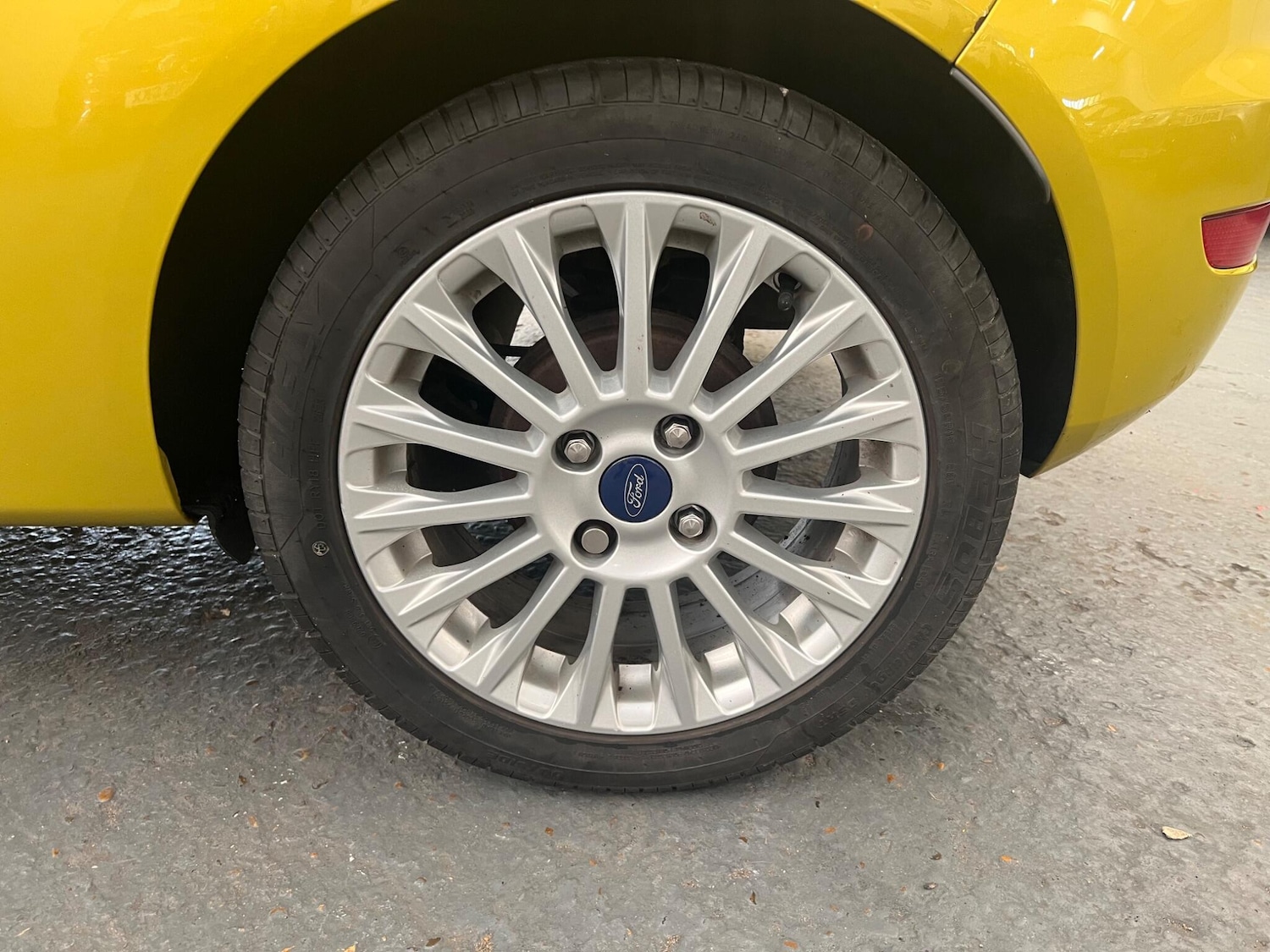 Used Ford Fiesta 2013 for sale - 76424298: Photo 20