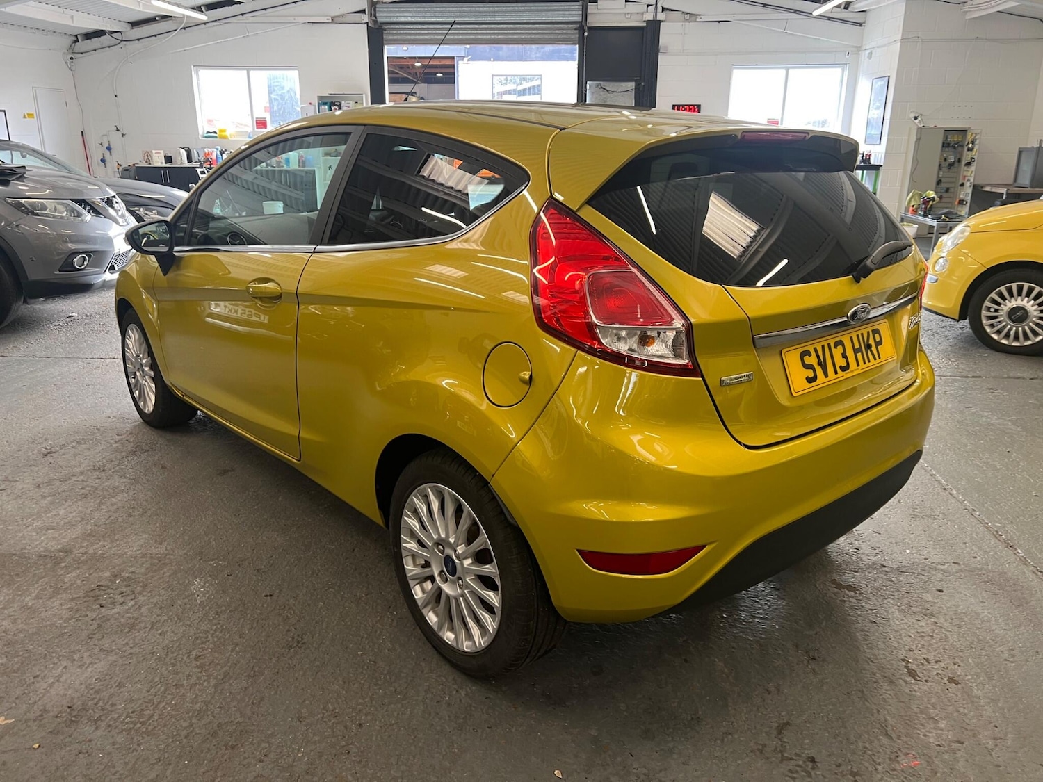 Used Ford Fiesta 2013 for sale - 76424298: Photo 4