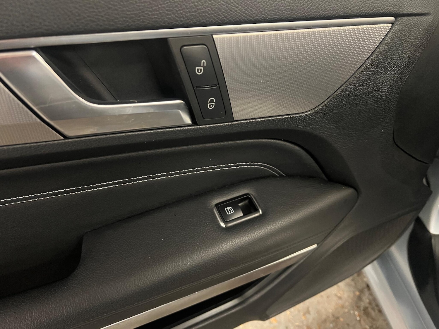 Used Mercedes-Benz E Class 2014 for sale - 77229530: Photo 17