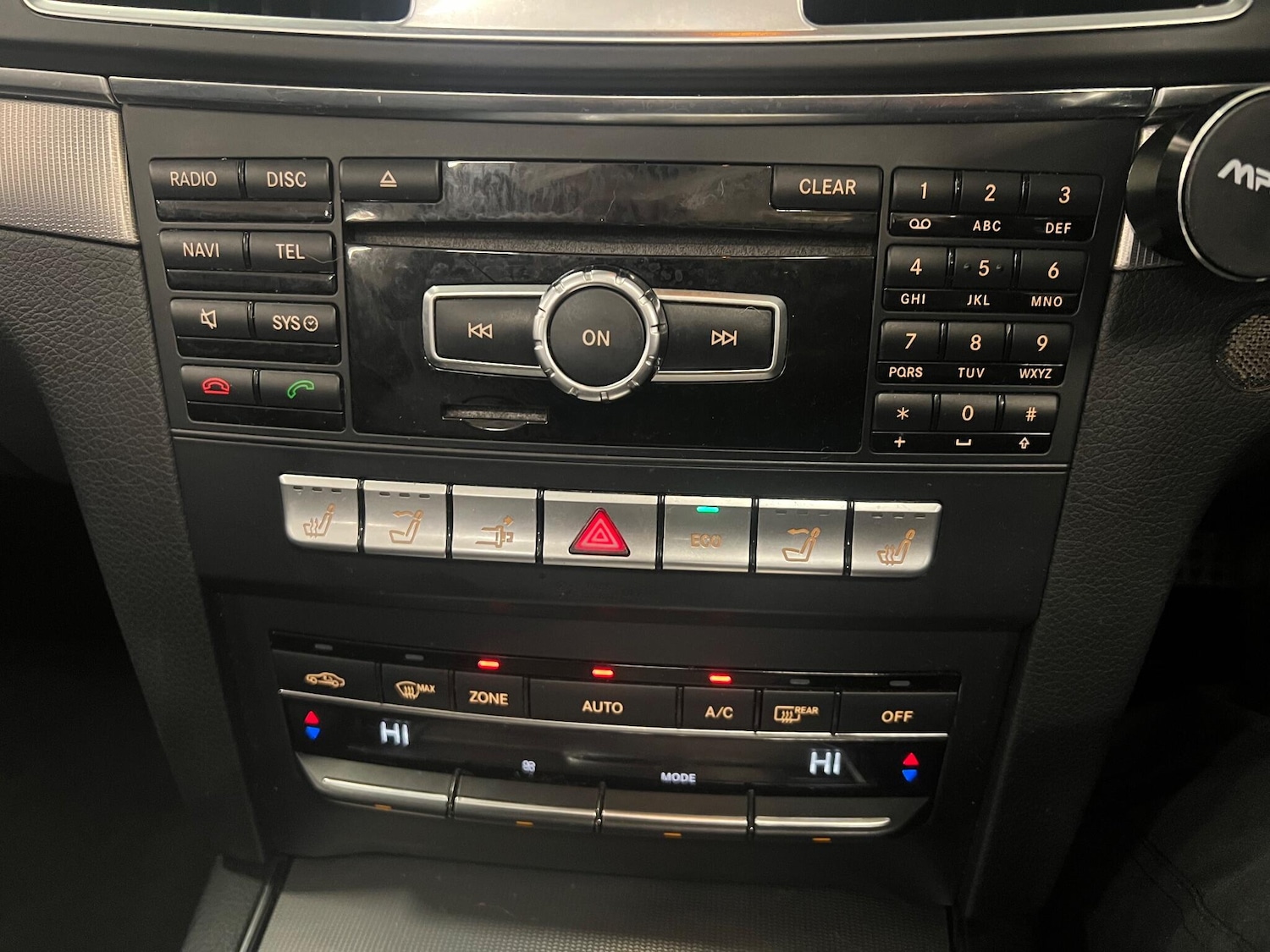 Used Mercedes-Benz E Class 2014 for sale - 77229530: Photo 22