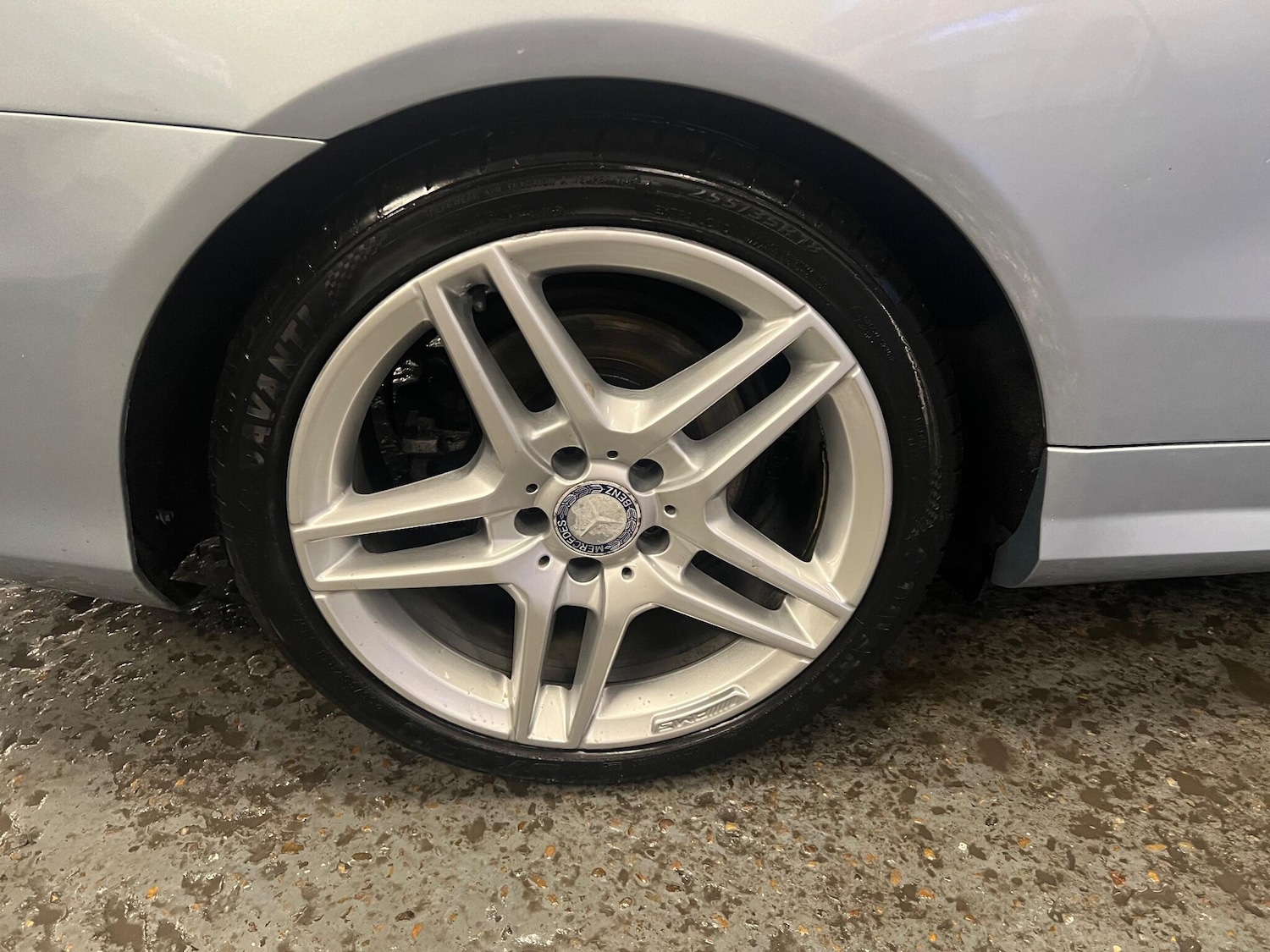 Used Mercedes-Benz E Class 2014 for sale - 77229530: Photo 28