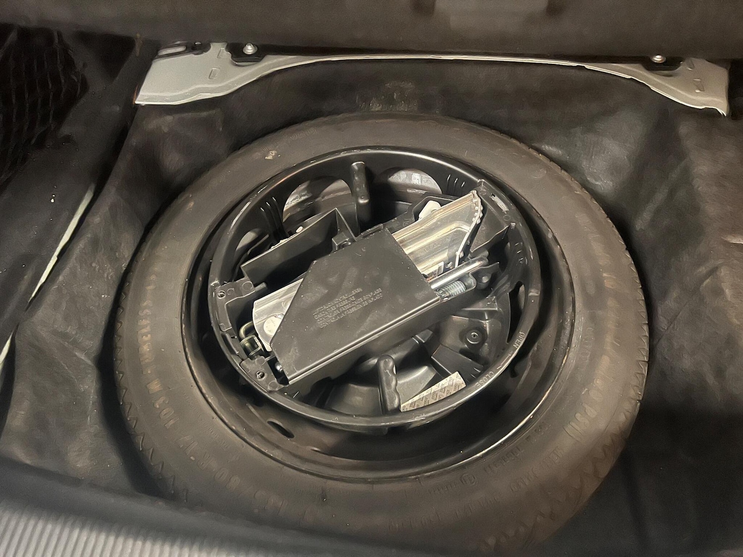 Used Mercedes-Benz E Class 2014 for sale - 77229530: Photo 29