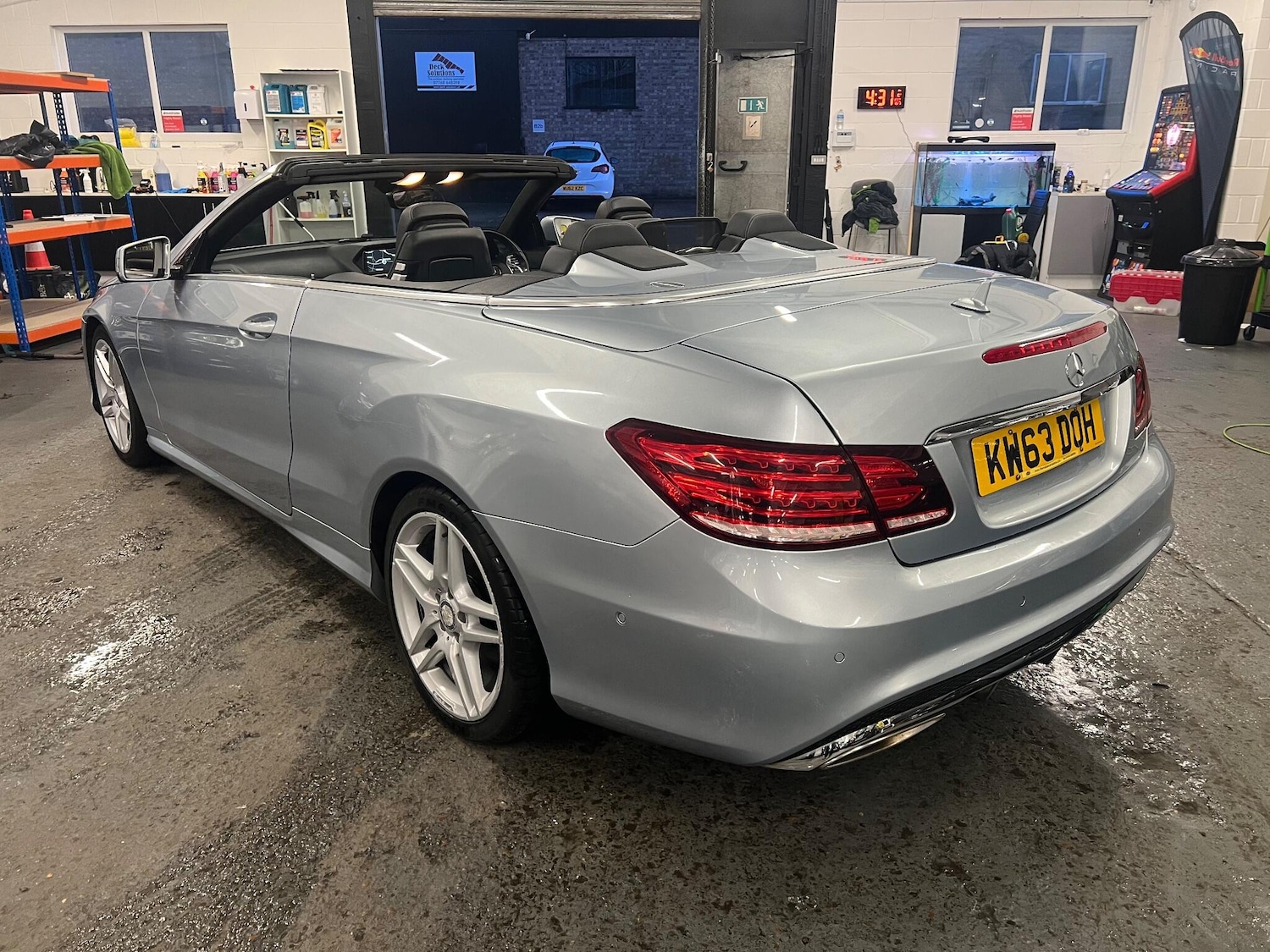 Used Mercedes-Benz E Class 2014 for sale - 77229530: Photo 4