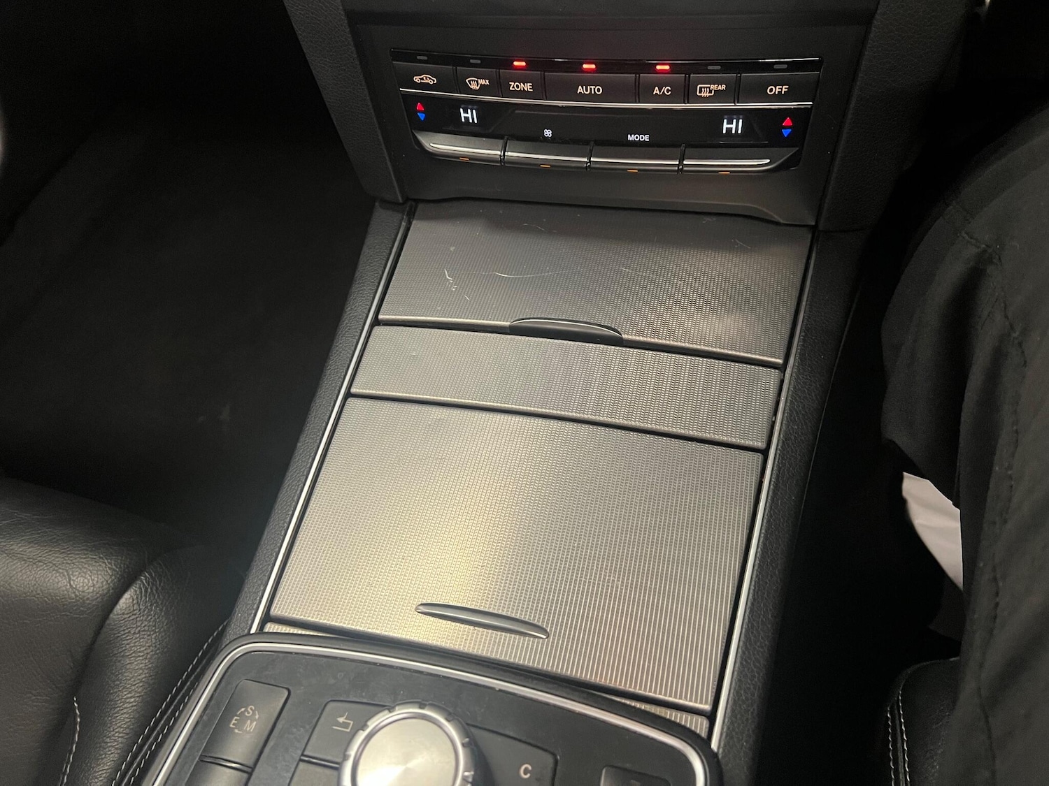 Used Mercedes-Benz E Class 2014 for sale - 77229530: Photo 41