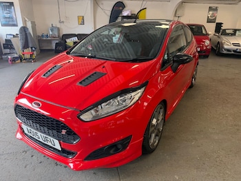 Used Ford Fiesta 2015 for sale - 78822902: Photo