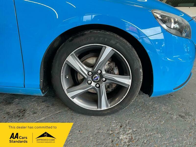 Used Volvo V40 2015 for sale - 76997779: Photo 24