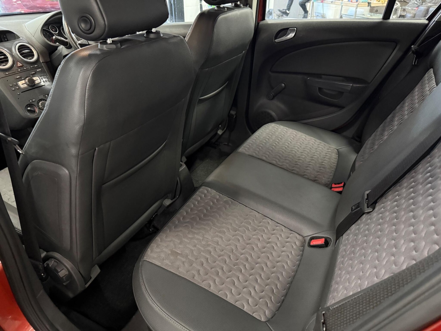 Used Vauxhall Corsa 2011 for sale - 76085355: Photo 14