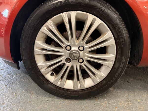 Used Vauxhall Corsa 2011 for sale - 76085355: Photo 27