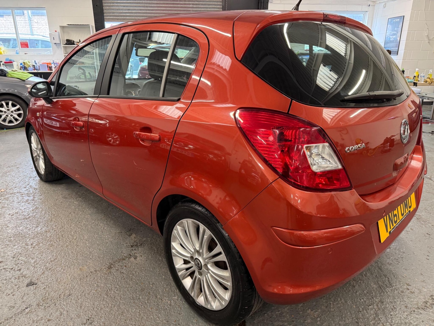 Used Vauxhall Corsa 2011 for sale - 76085355: Photo 4