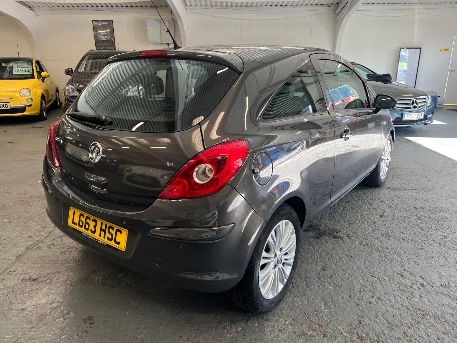Used Vauxhall Corsa 2013 for sale - 76371239: Photo 8