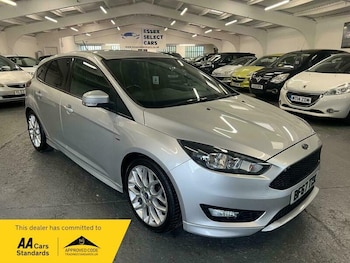 Used Ford Focus 2017 for sale - 76592385: Photo