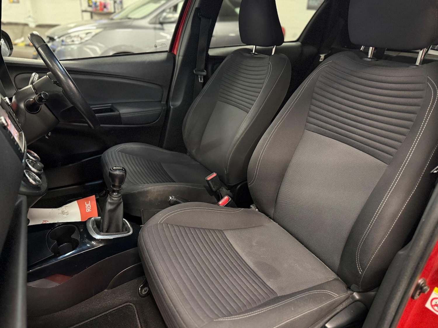 Used Toyota Yaris 2016 for sale - 77108855: Photo 12