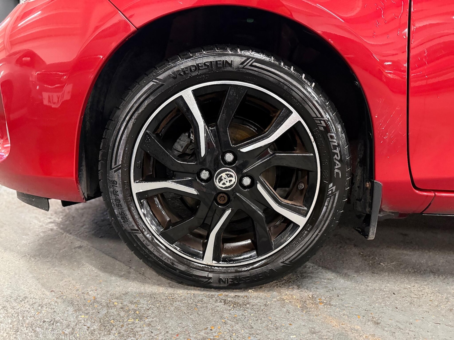 Used Toyota Yaris 2016 for sale - 77108855: Photo 13