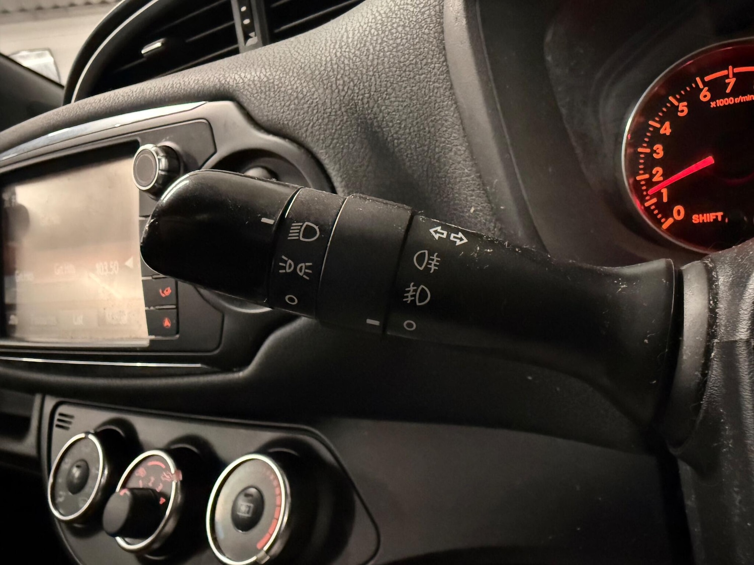 Used Toyota Yaris 2016 for sale - 77108855: Photo 19