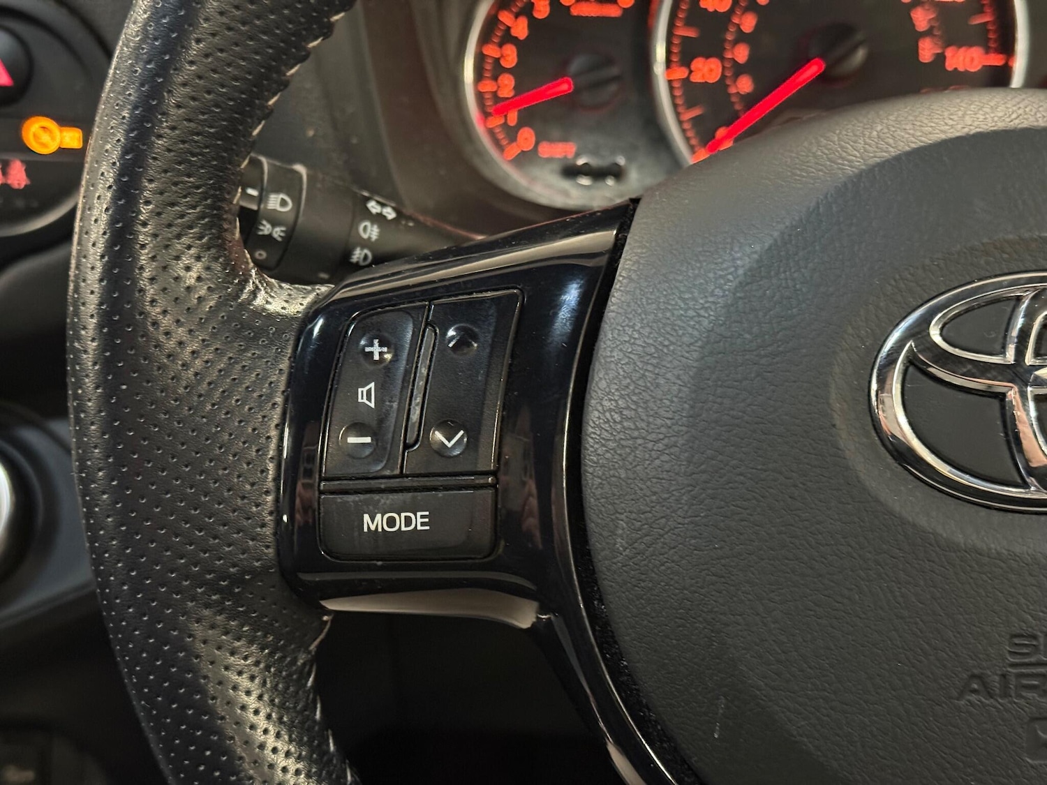 Used Toyota Yaris 2016 for sale - 77108855: Photo 21