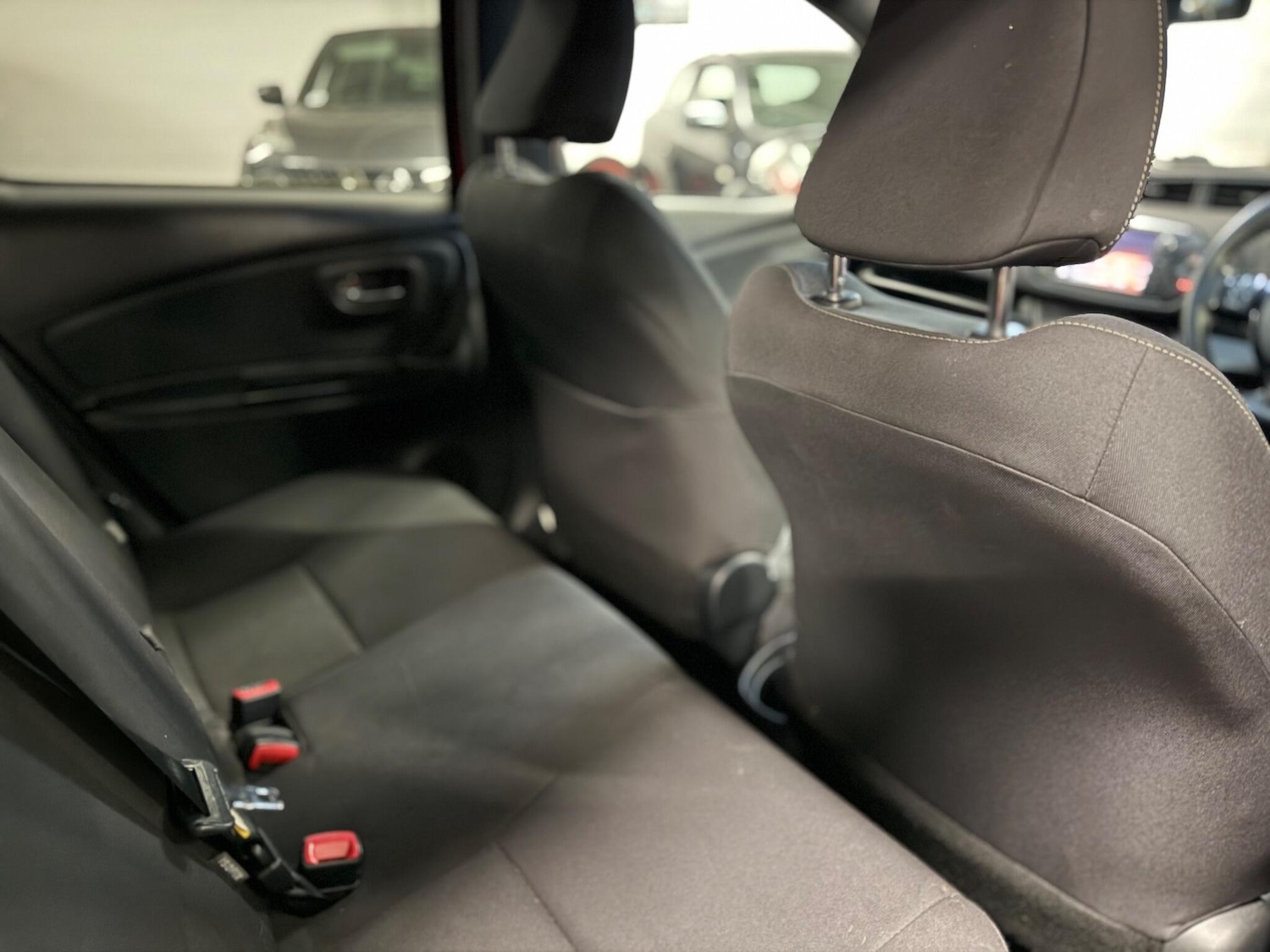 Used Toyota Yaris 2016 for sale - 77108855: Photo 31