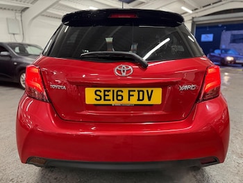 Used Toyota Yaris 2016 for sale - 77108855: Photo