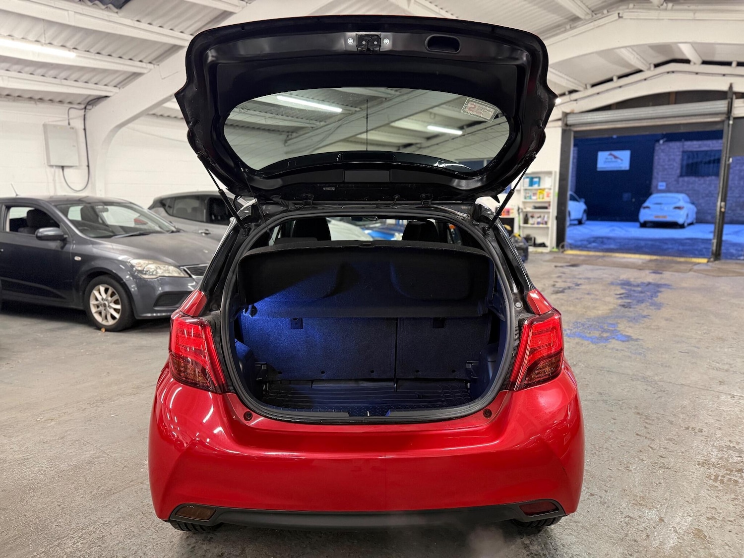 Used Toyota Yaris 2016 for sale - 77108855: Photo 9