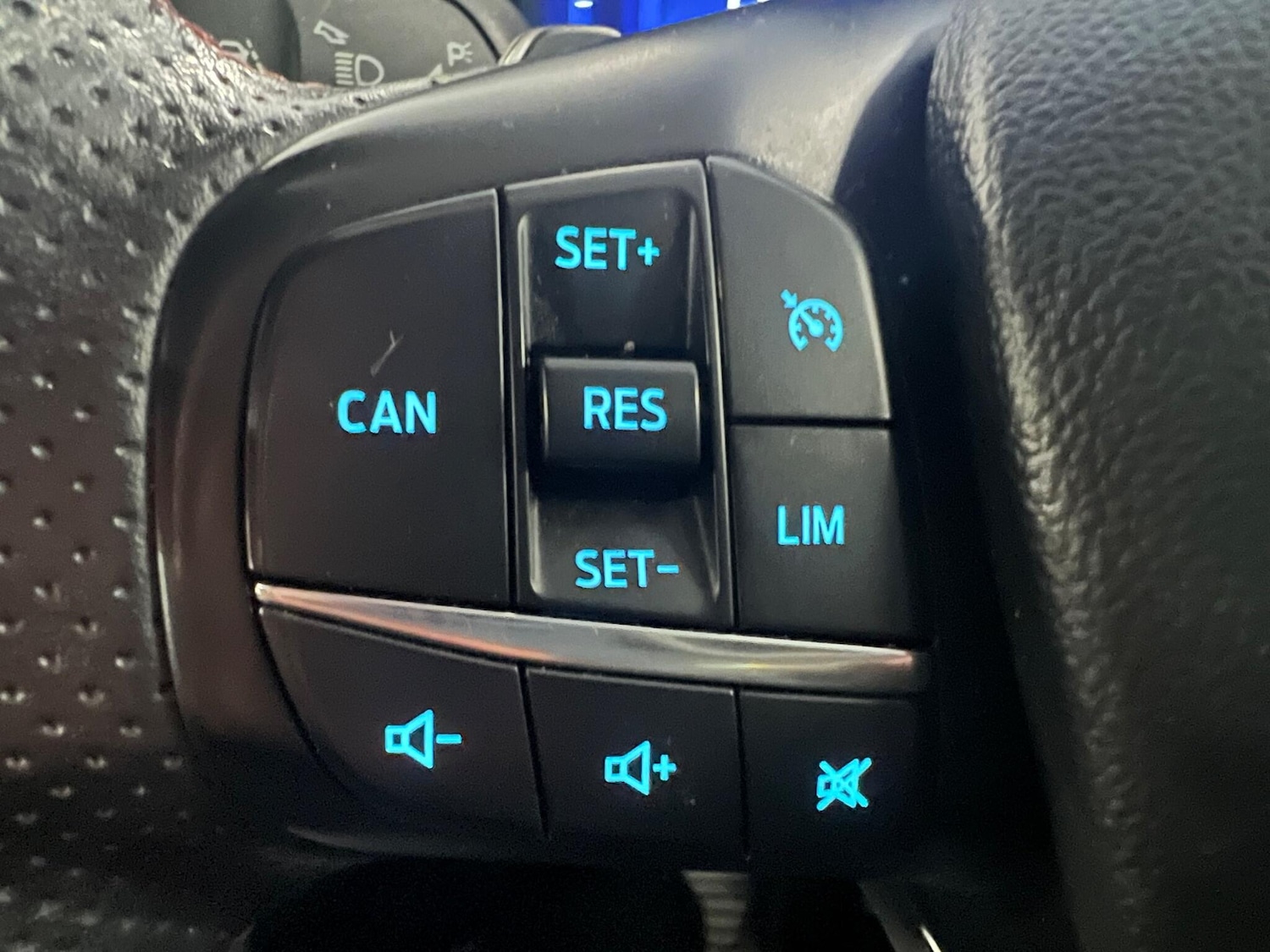 Used Ford Focus 2021 for sale - 76952441: Photo 16