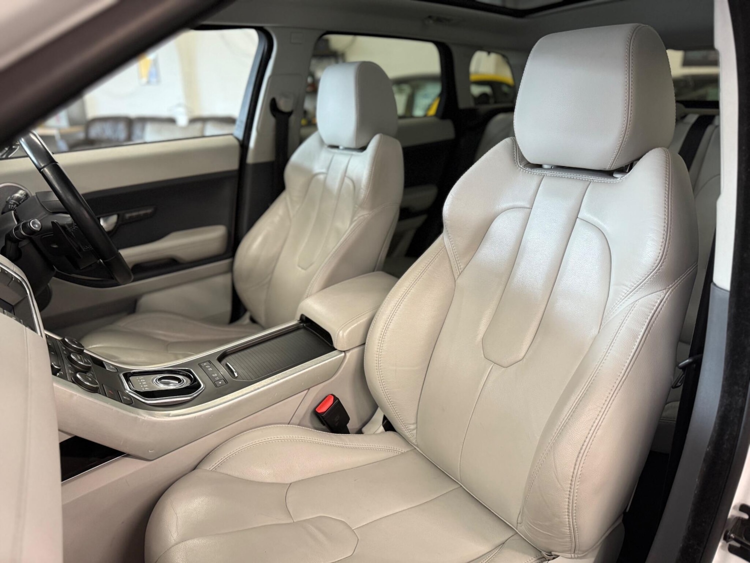 Used Land Rover Range Rover Evoque 2013 for sale - 76424076: Photo 31