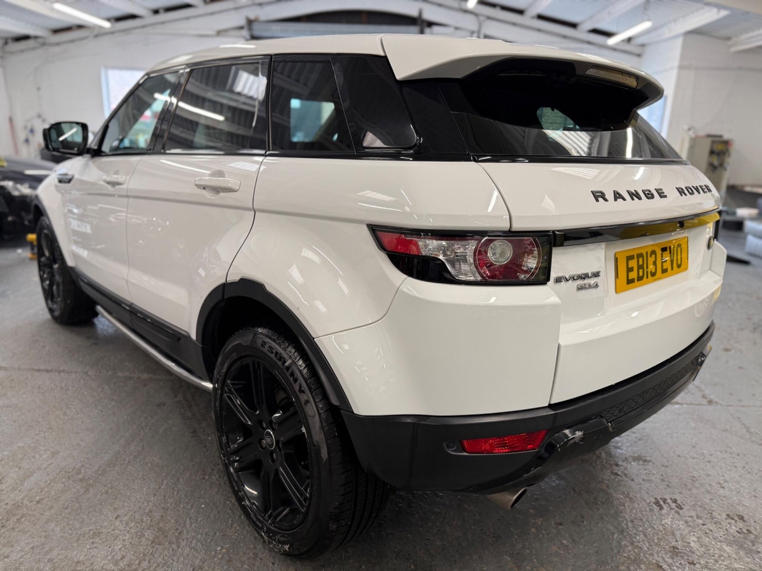 Used Land Rover Range Rover Evoque 2013 for sale - 76424076: Photo 4