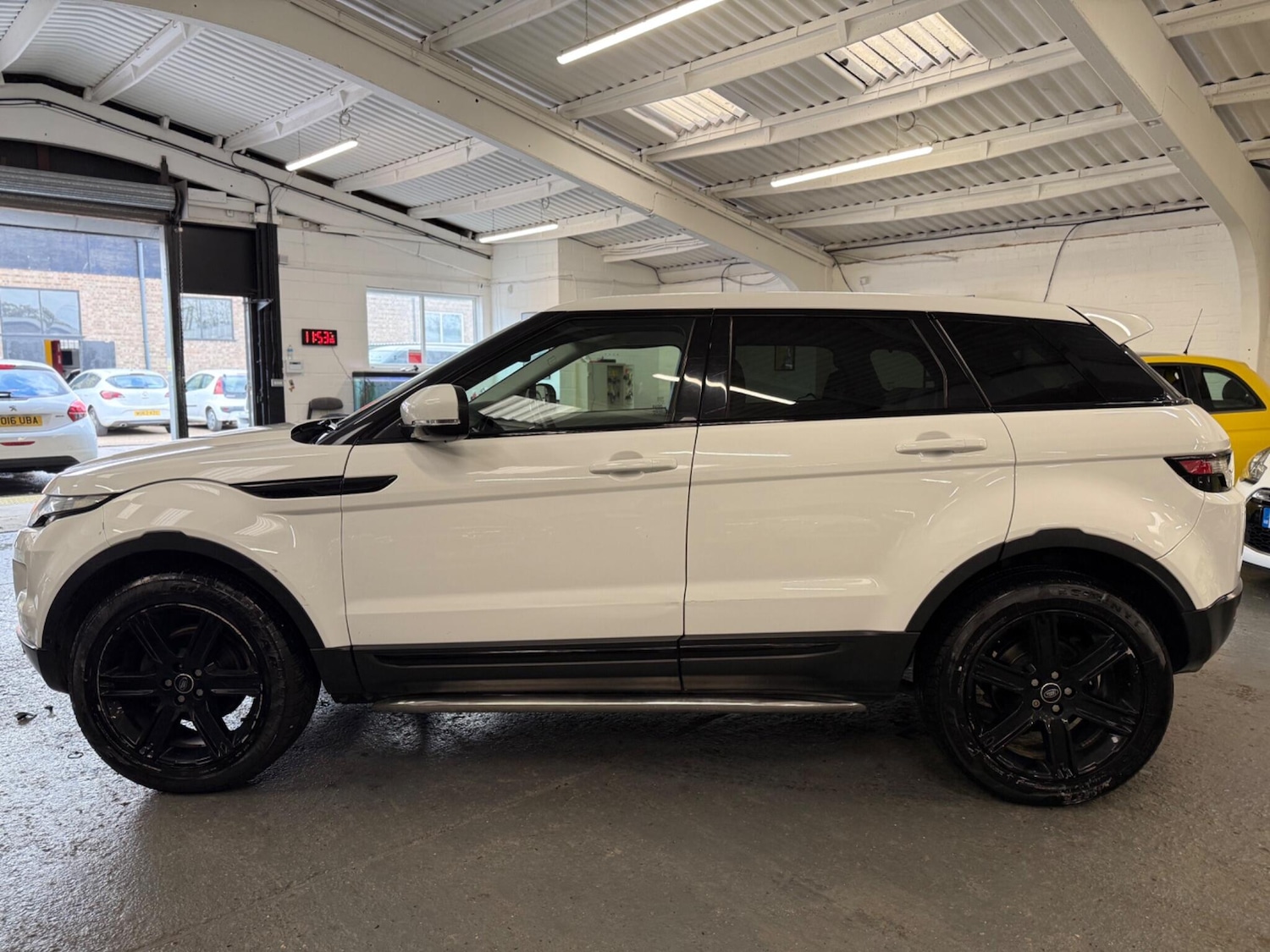 Used Land Rover Range Rover Evoque 2013 for sale - 76424076: Photo 5