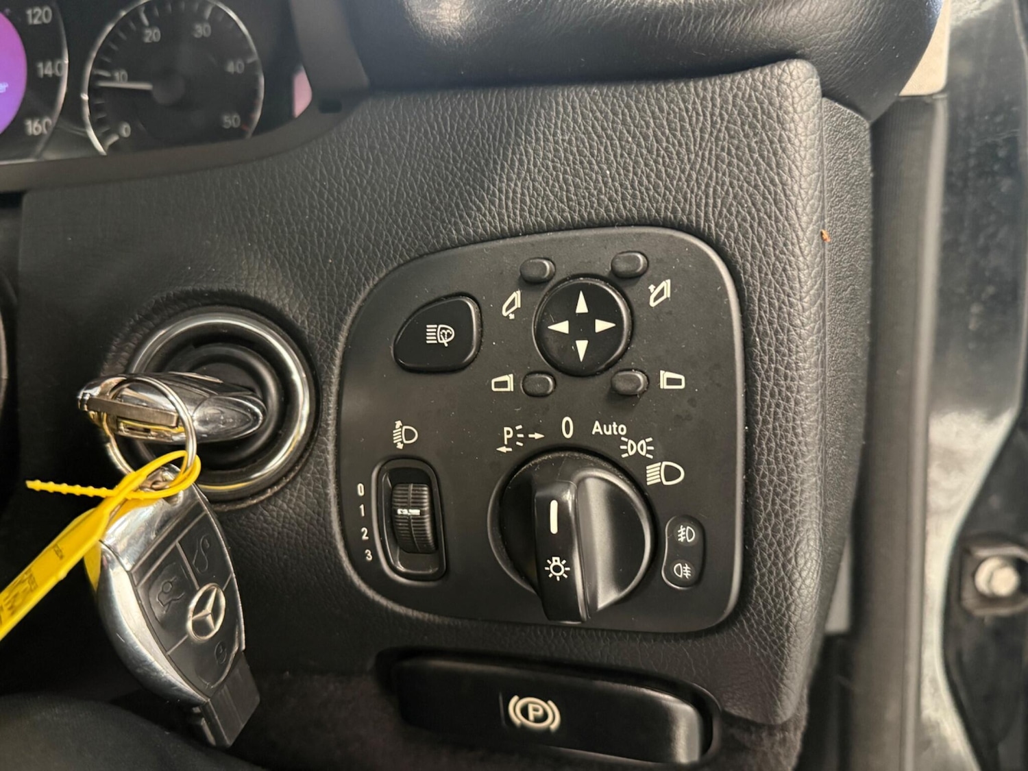 Used Mercedes-Benz CLK 2009 for sale - 77016890: Photo 12