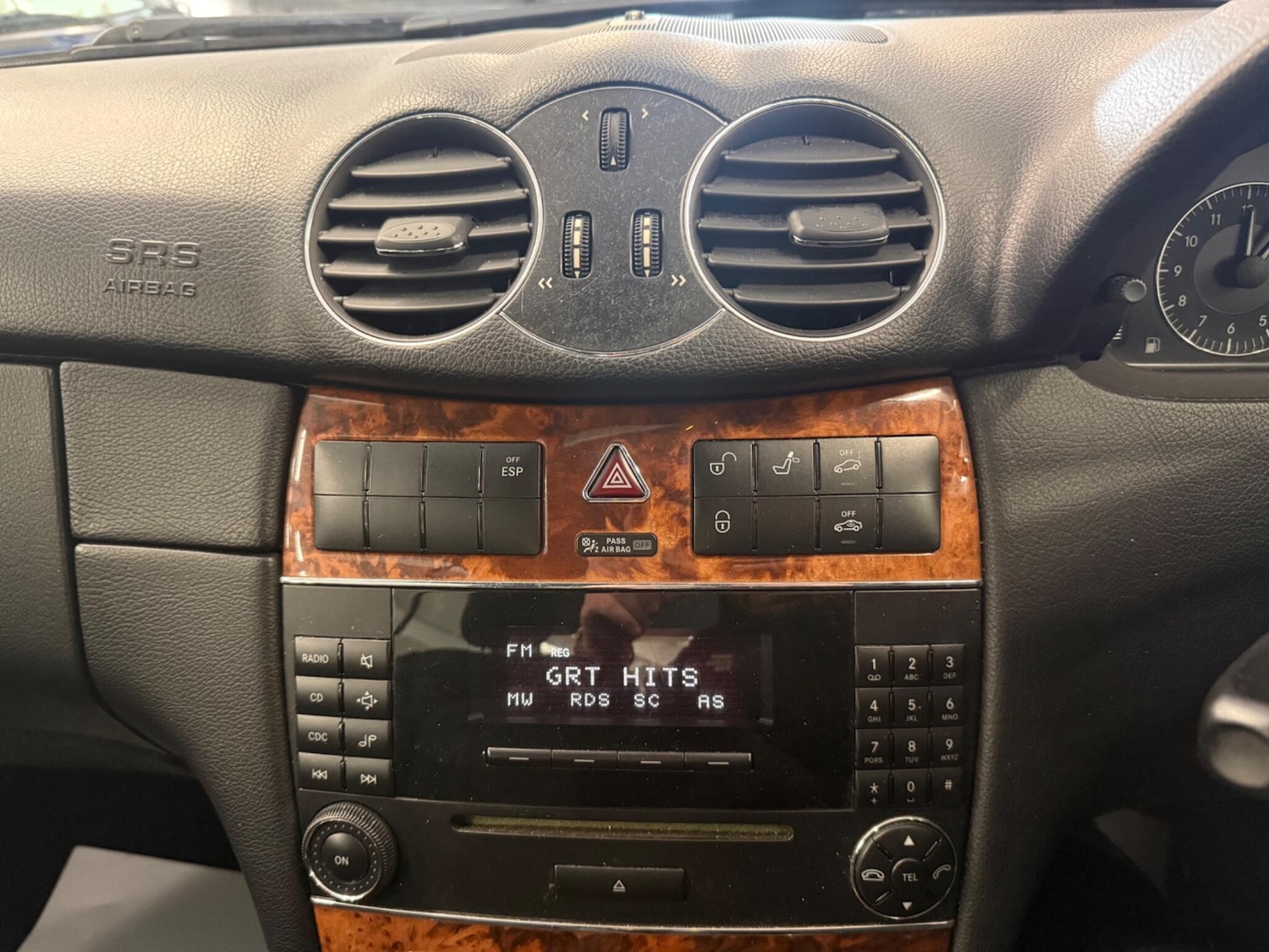 Used Mercedes-Benz CLK 2009 for sale - 77016890: Photo 17