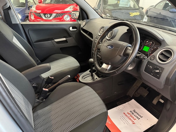 Used Ford Fusion 2006 for sale - 76084094: Photo 11